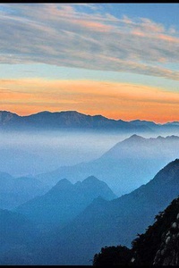 法兰克福球队防线稳固：强防守重于一切